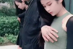 摸逼视频,从摸逼视频看社会伦理与法律边界